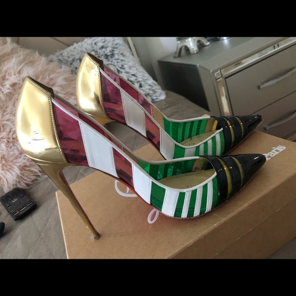 Real red bottoms - Picture 2 of 3